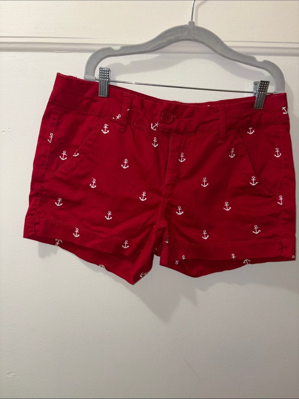 Red Anchor Embroidered Women's Shorts